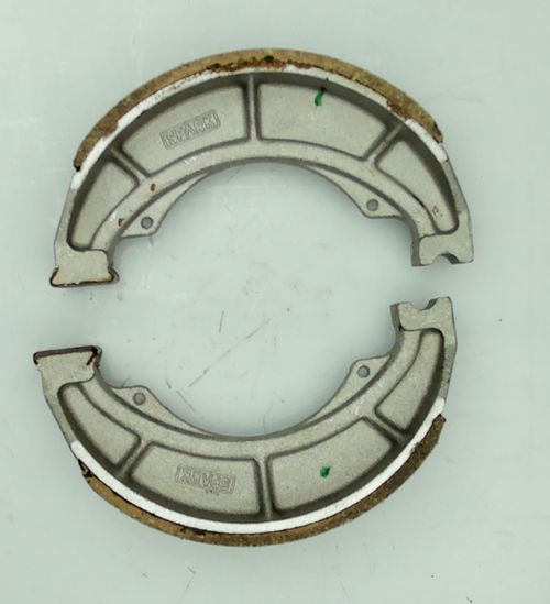 BANDA DE FRENO TRAS JZ131888/I1