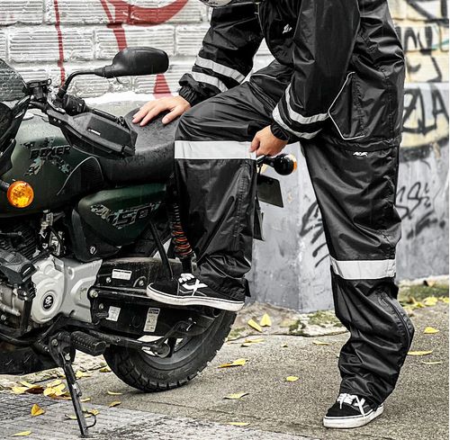 PANTALÓN IMPERMEABLE DASH 2.0
